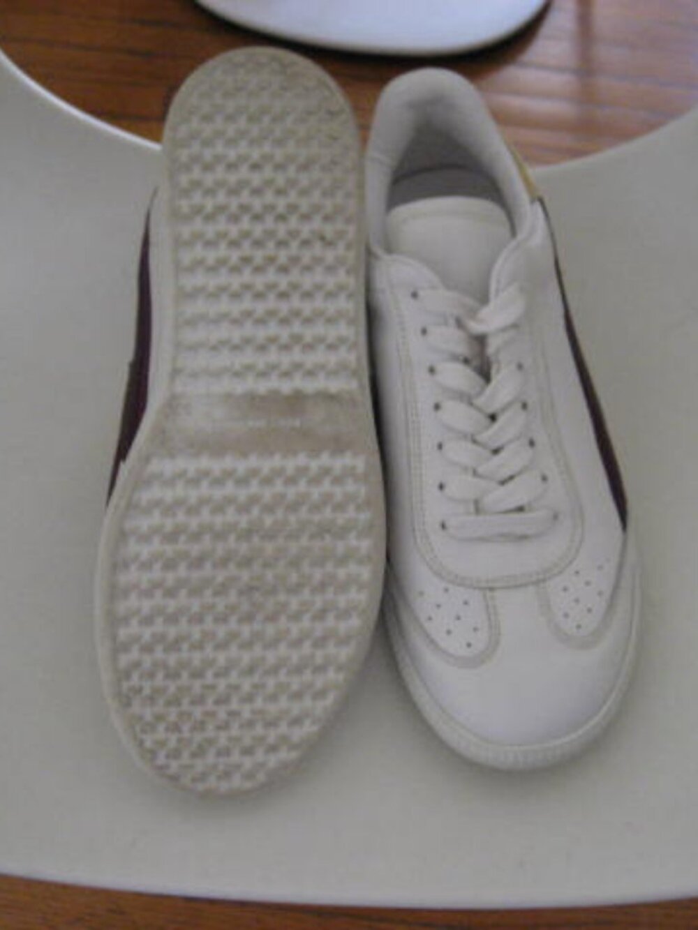Isabel Marant Leather Lightning Bolt Pattern Sneakers - Picture 8 of 9